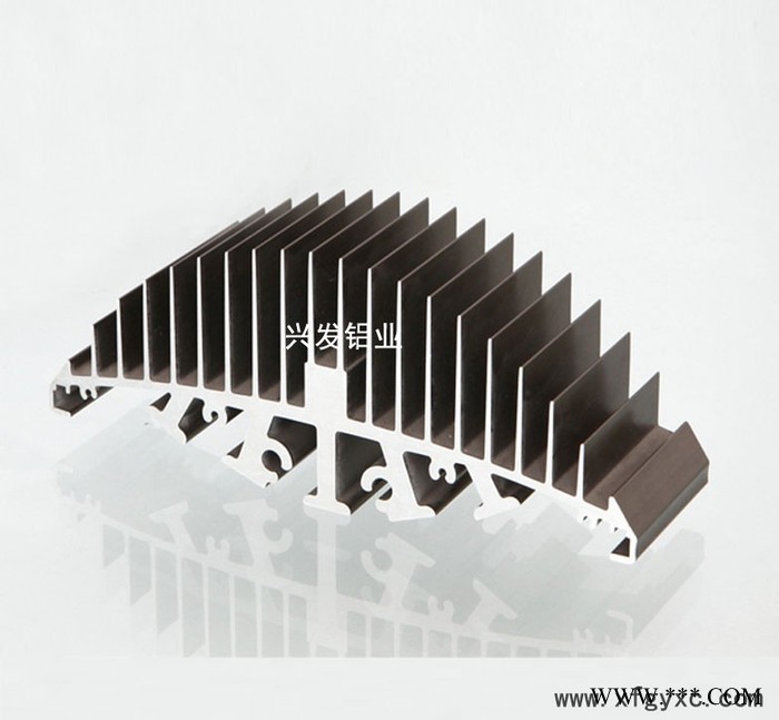 廠家直供供應(yīng)興發(fā)牌工廠專用LED燈散熱器鋁型材工業(yè)鋁型材