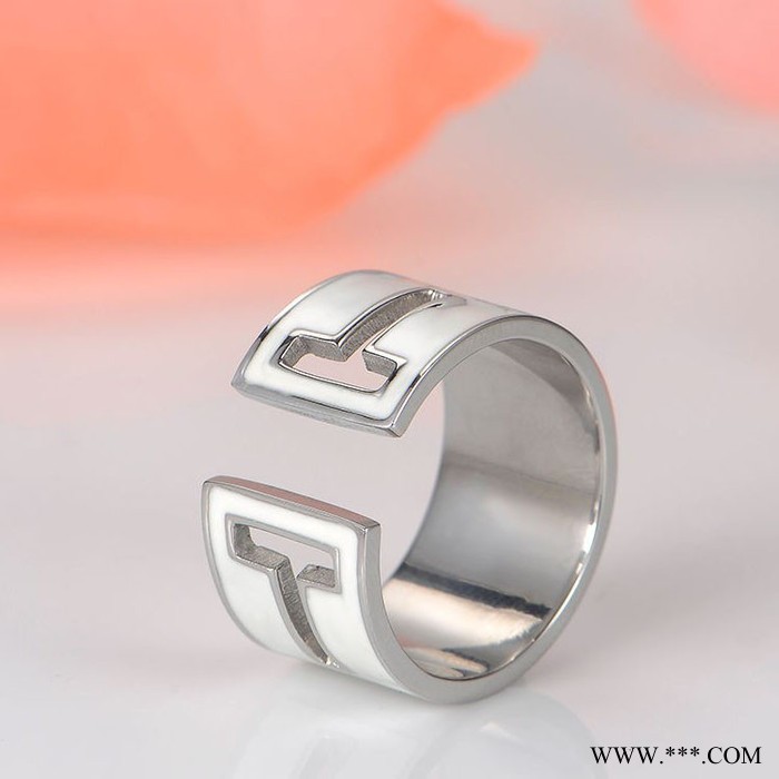 千屹電鍍，真空電鍍，數(shù)碼配件電鍍加工，首飾電鍍加工，五金電鍍加工，真空鍍膜