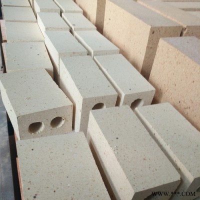 高鋁磚 高氧化鋁含量 一級(jí)二級(jí)三級(jí)高鋁耐火磚 各種型號(hào)規(guī)格 重質(zhì)燒結(jié)高鋁磚 定制異型