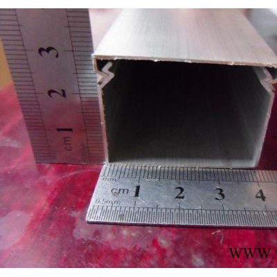 南京生產(chǎn)銷售3020亮化鋁線槽鋁合金橋架