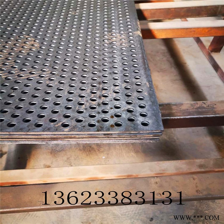 重型沖孔網(wǎng) 塞北圓孔網(wǎng)板鋁板材質(zhì) 重型沖孔網(wǎng)廠家供應(yīng)